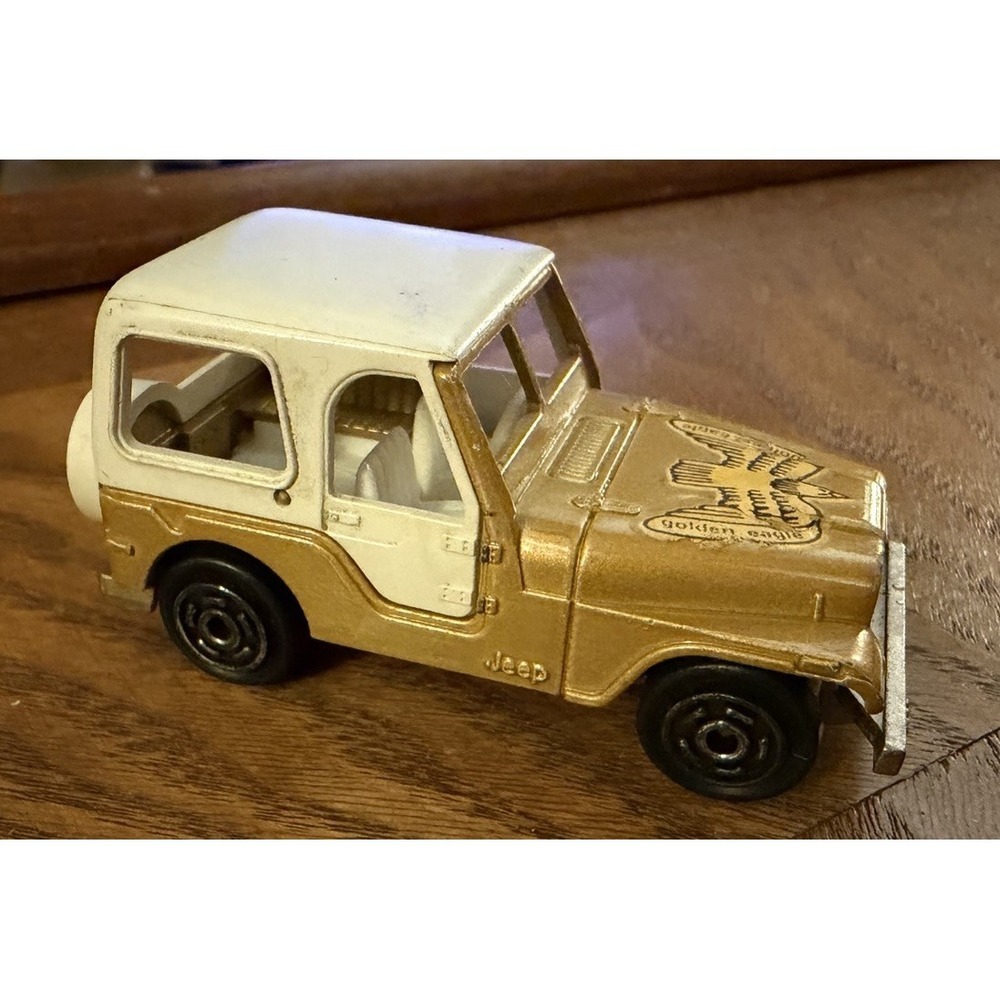 MAJORETTE 268 JEEP GOLDEN EAGLE MADE IN FRANCE